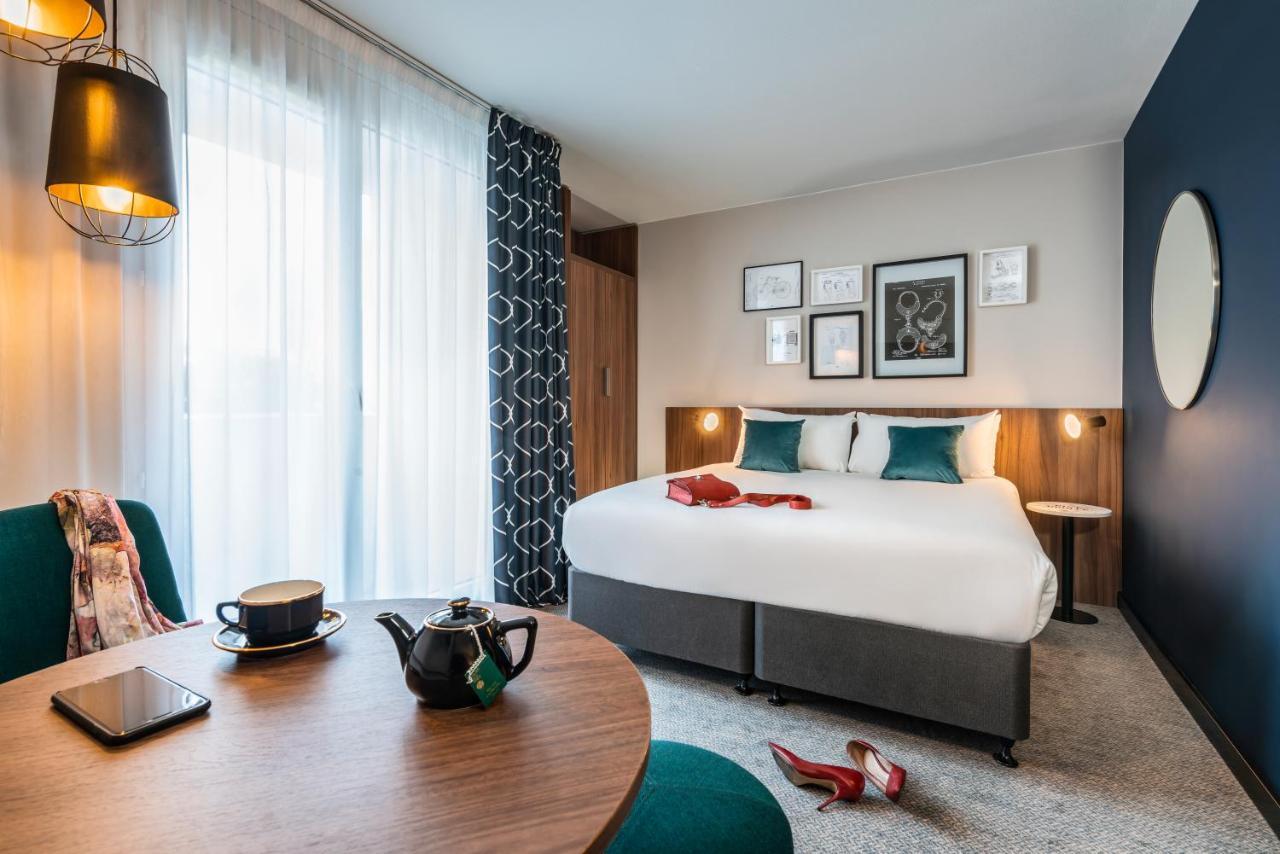 Mercure Montparnasse Pasteur Hotel Paris