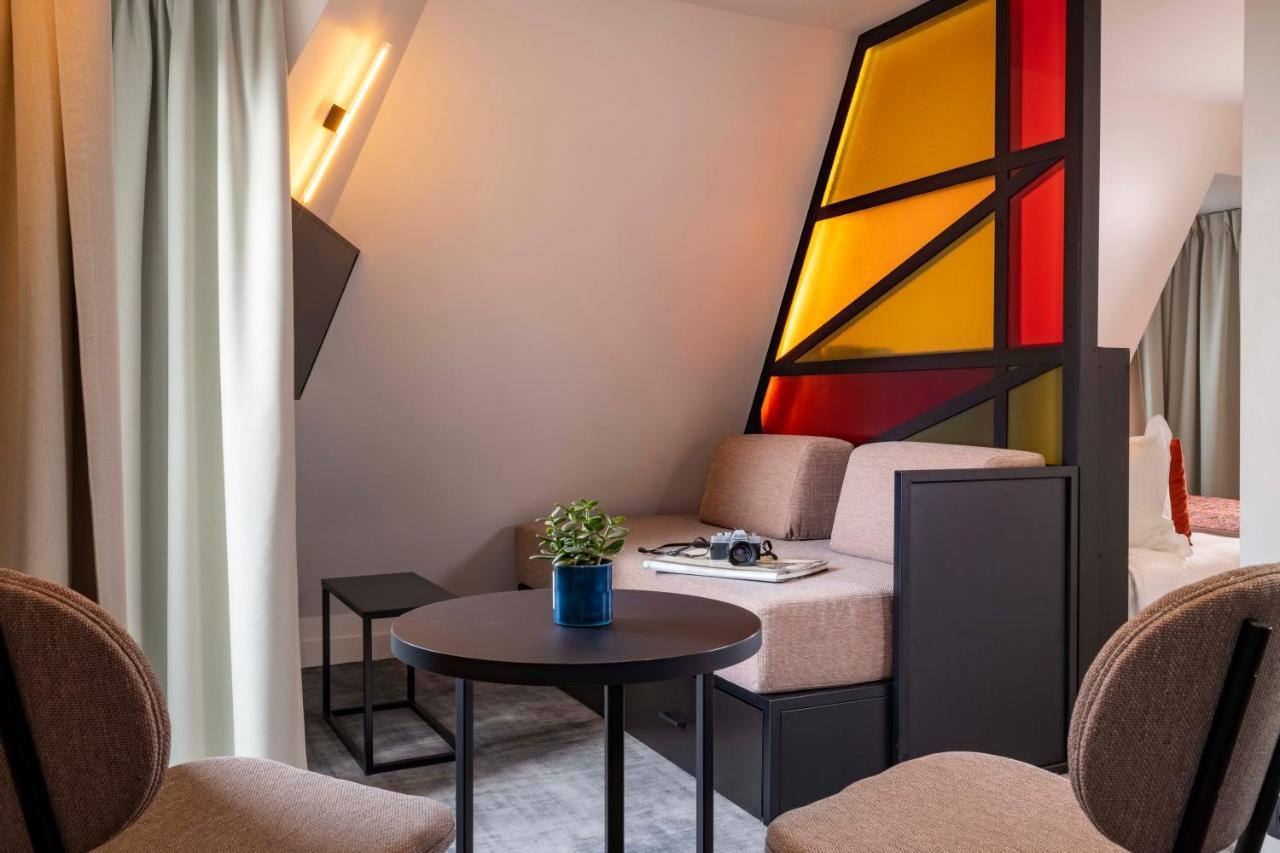 Le 12 Hotel 4*
