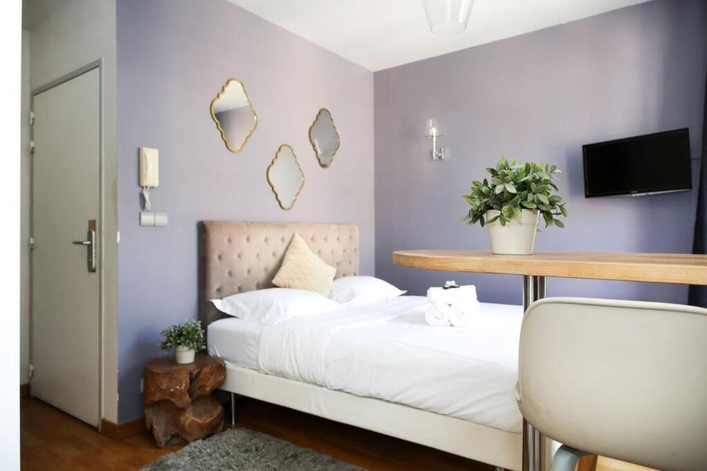 404 - Petit Bijou Dans Immeuble Hotelier 5 - Flat-guest * Paris