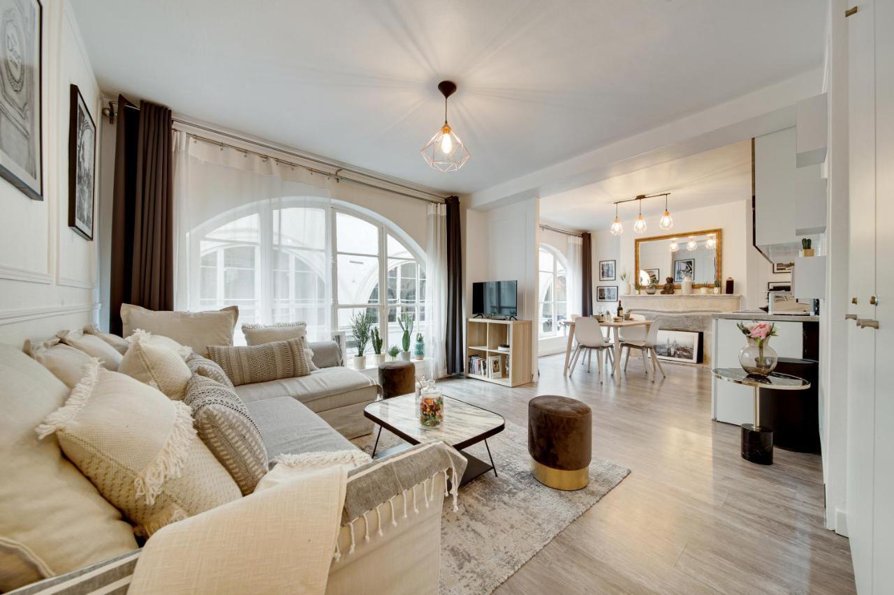 Stunning Historical Parisian Flat - Louvre Area Appartamento *