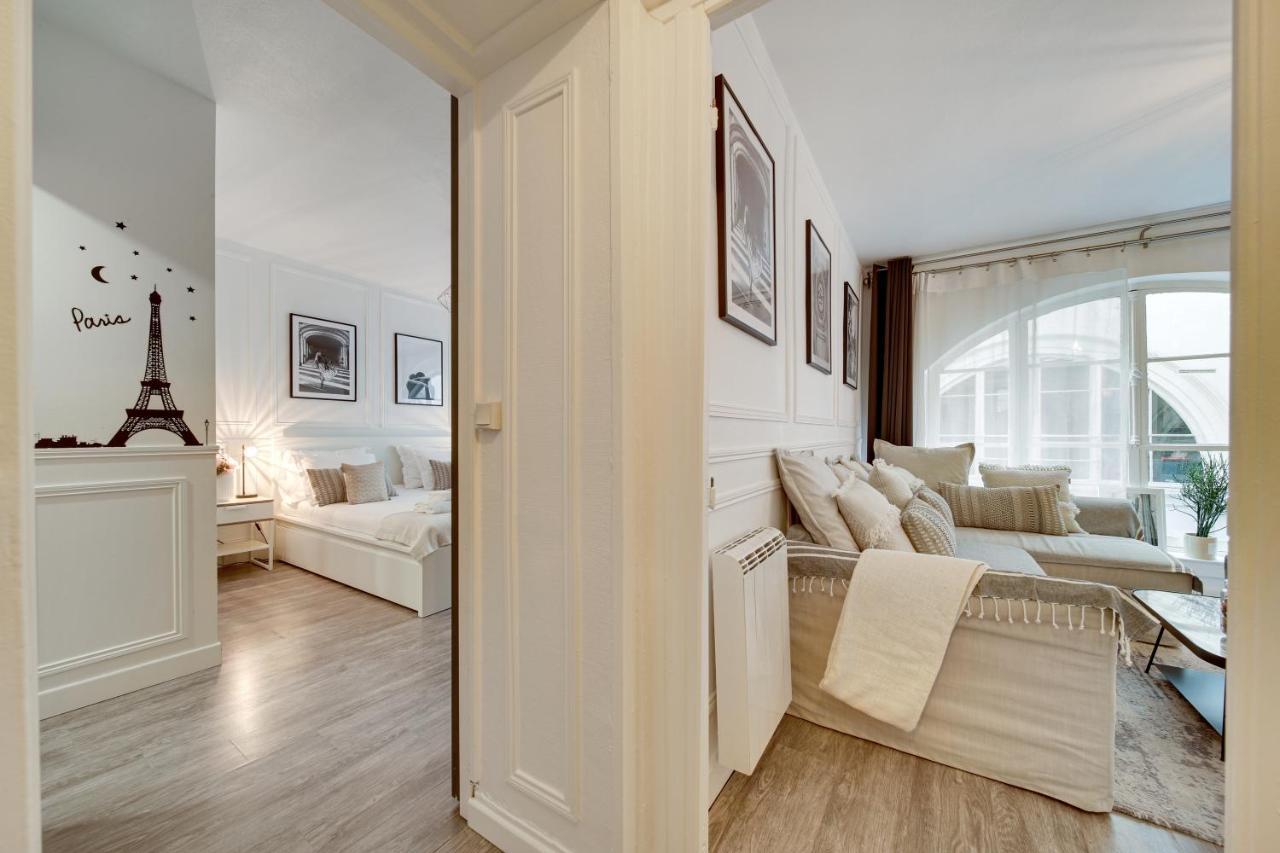 Stunning Historical Parisian Flat - Louvre Area Parigi