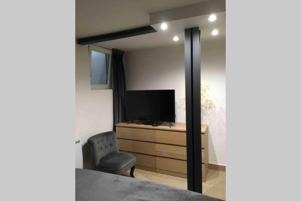 Apartment New Flat-champs-elysees-arc Triomphe-maillot-foch *