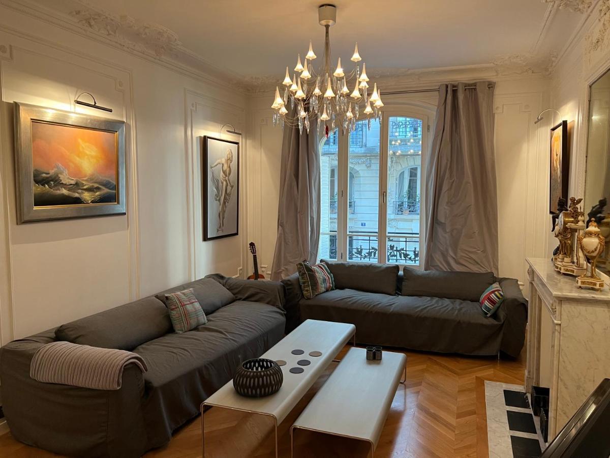 Raynouard Apartment