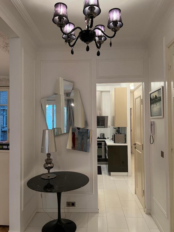 Raynouard Apartment * Paris
