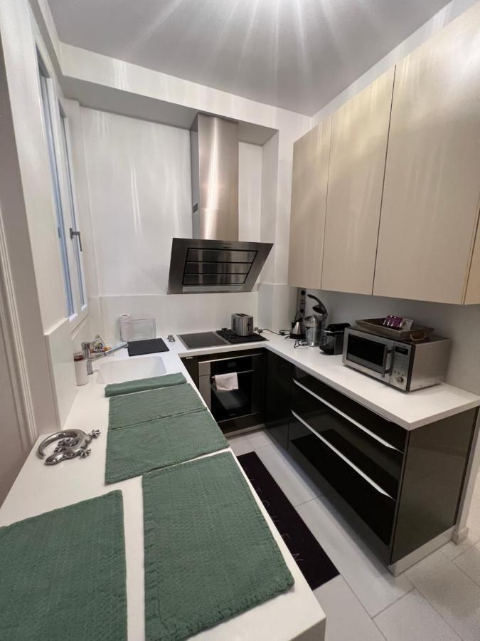 Aparthotel Raynouard Apartment