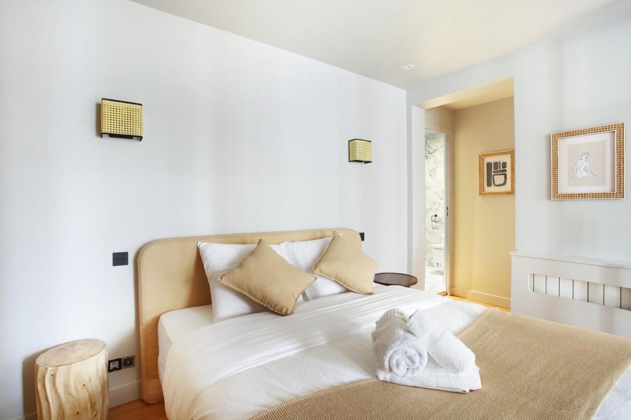 Apartment In The Center Of By Prestige *