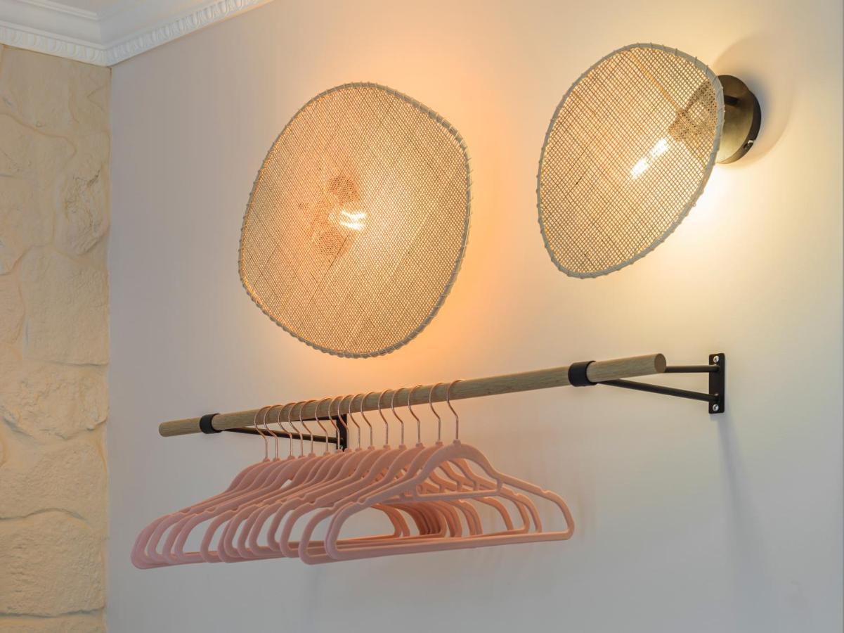 Pink & Wood Cocoon Apartment