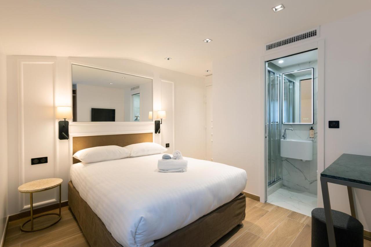 Au Coeur De Republique Hotel