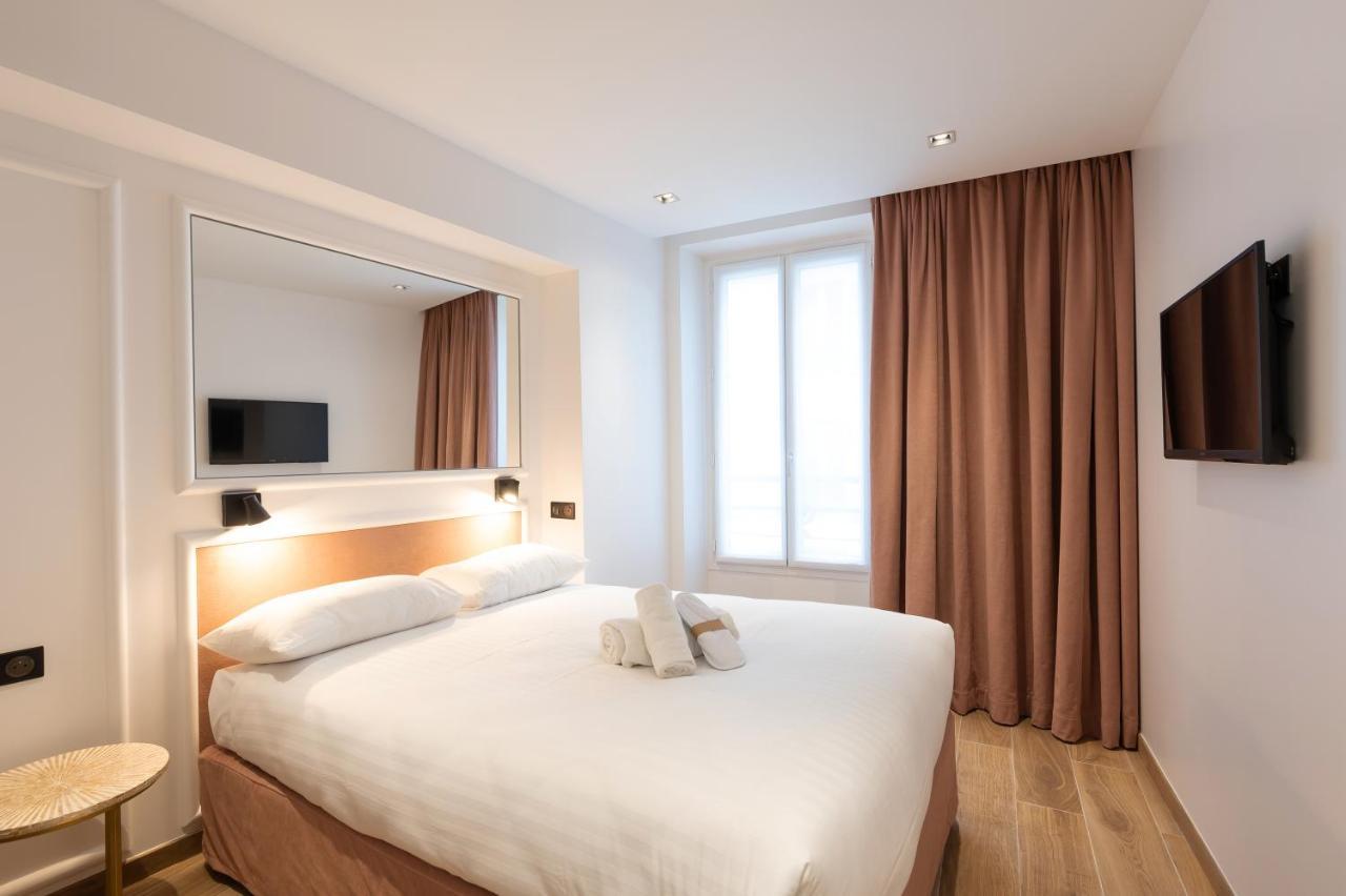 Au Coeur De Republique Hotel