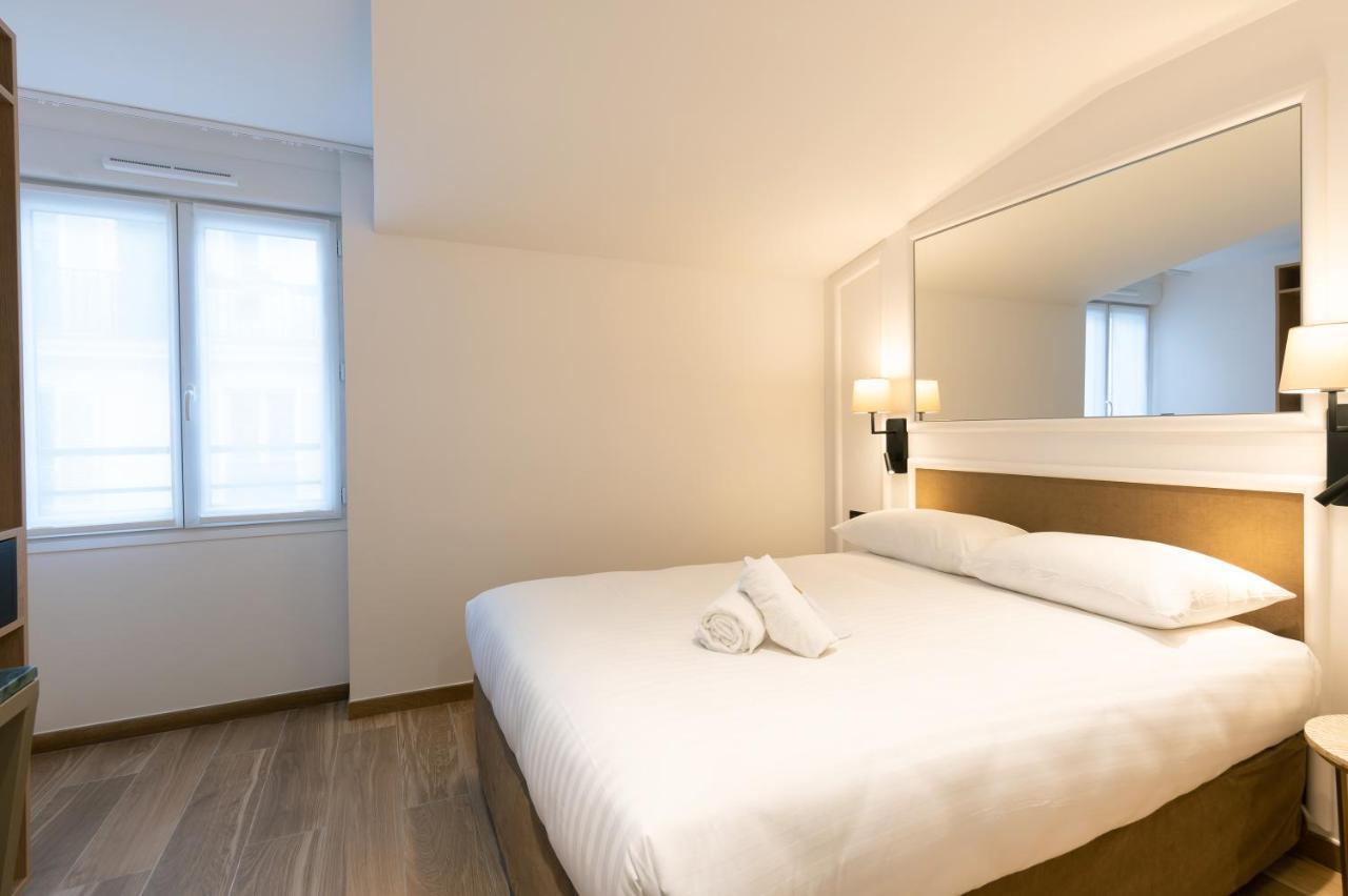 Au Coeur De Republique Hotel