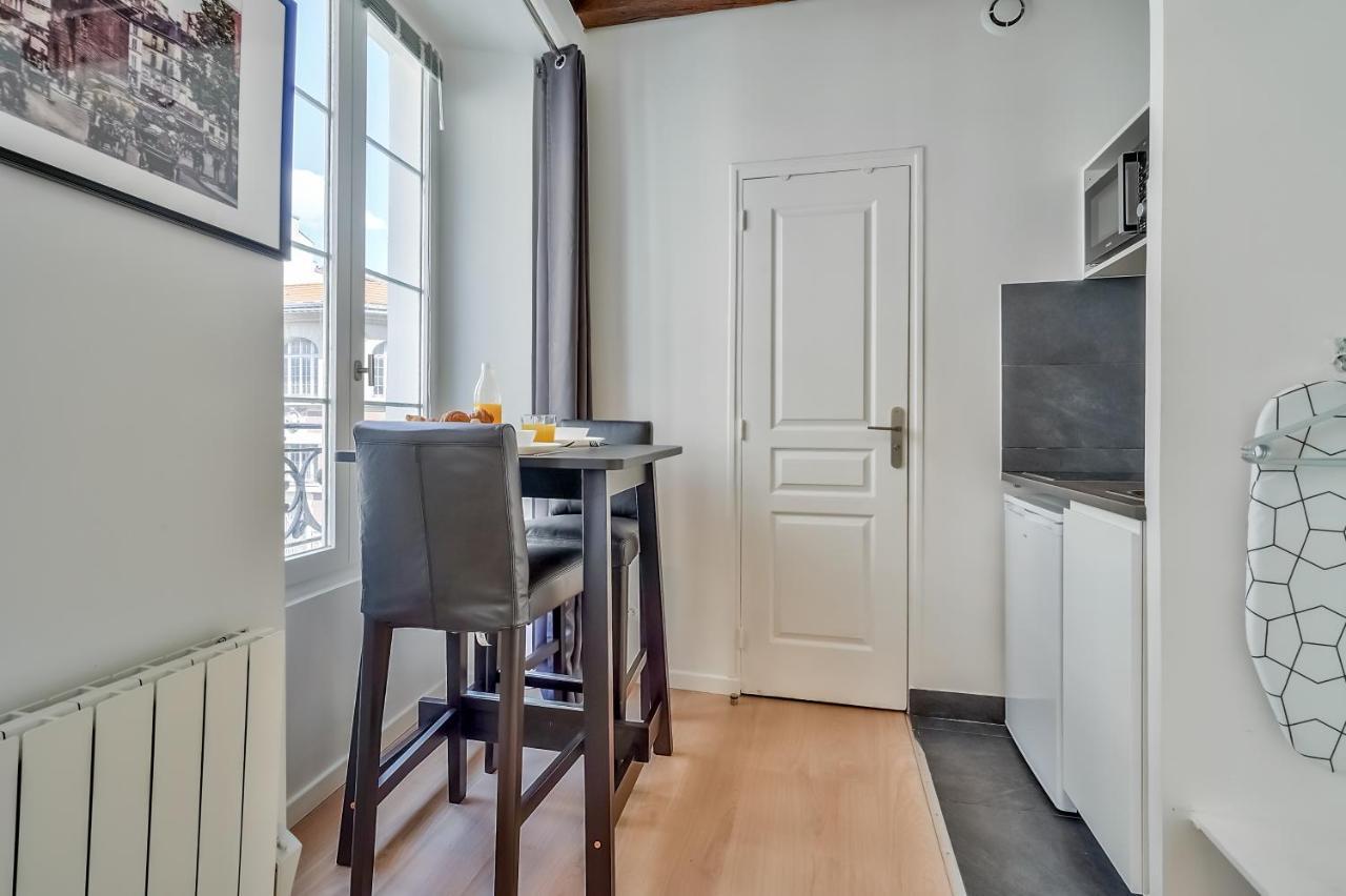 Appartamento Cute Mezzanine In The Heart Of Parigi