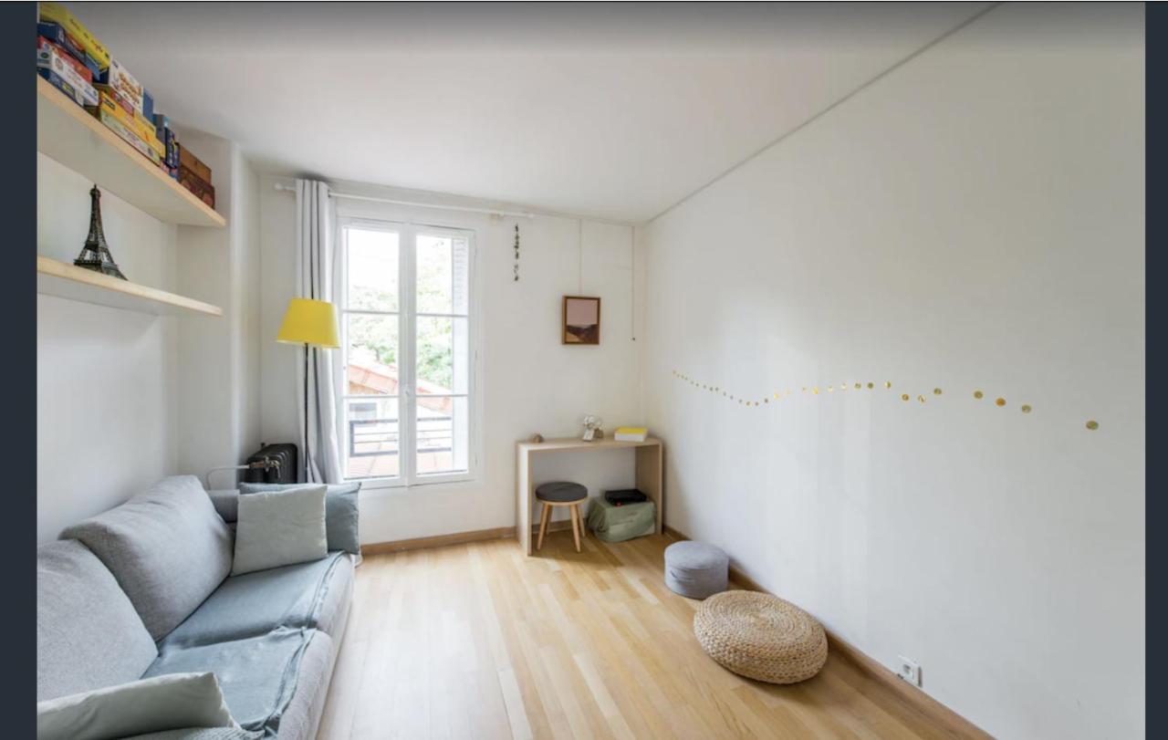 Petit Lumineux Et Atypique à 14. * Parigi