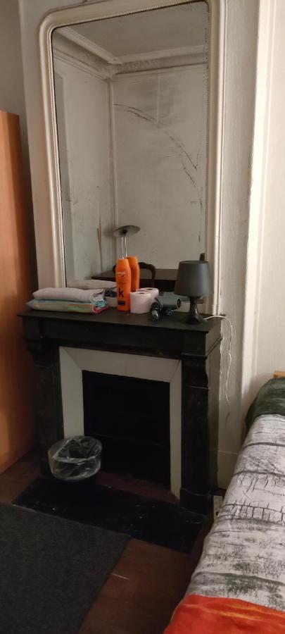 Private Iii For 1 Person Maximum In Our Family In 10, Near La Gare Du Nord Alloggio in famiglia