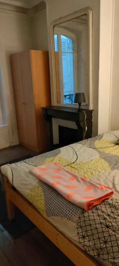 Alloggio in famiglia Private Iii For 1 Person Maximum In Our Family In 10, Near La Gare Du Nord *