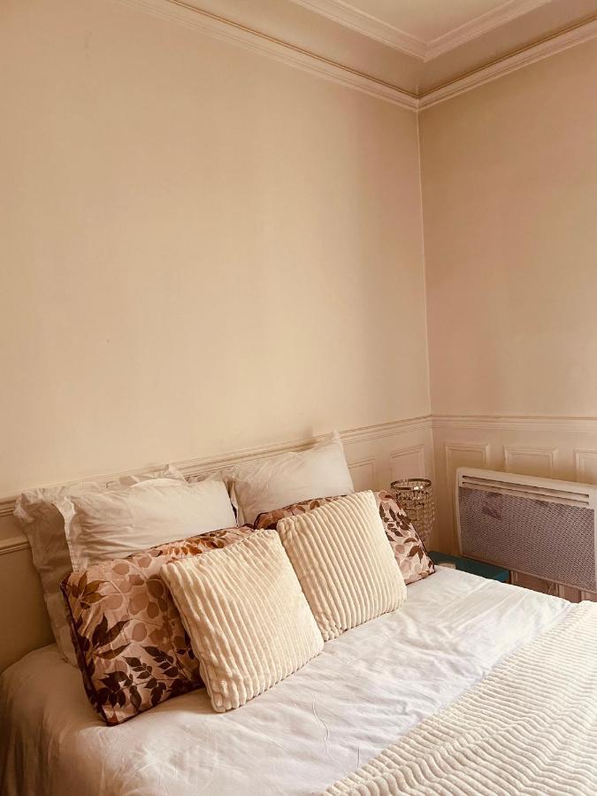 11 Voltaire : Apt 40m2-3p Chaleureux Et Cosy *