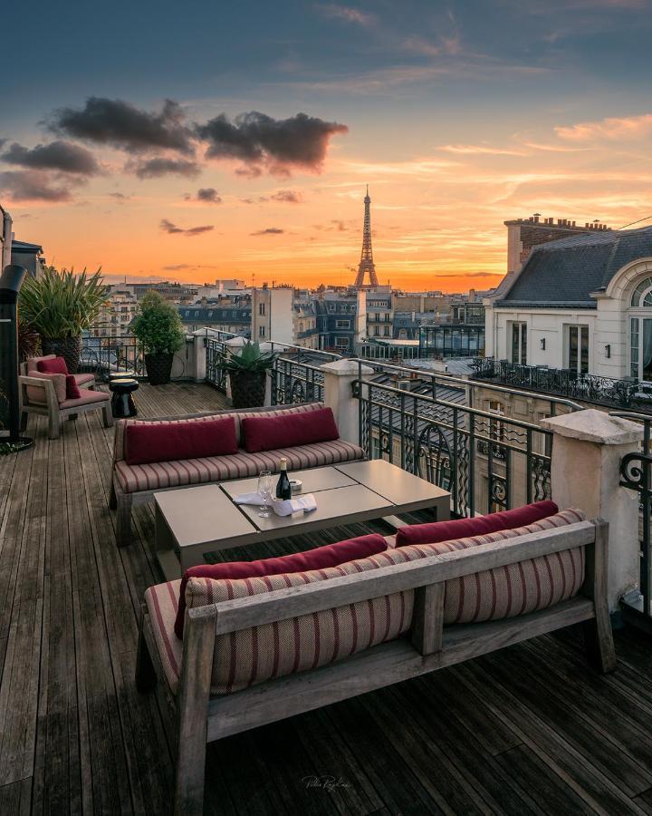 Marignan Champs-elysées Hotel Parigi