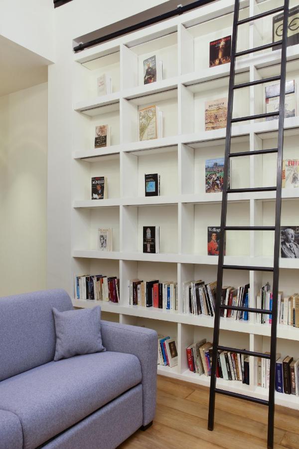 Loft Center Of By Prestige Parigi
