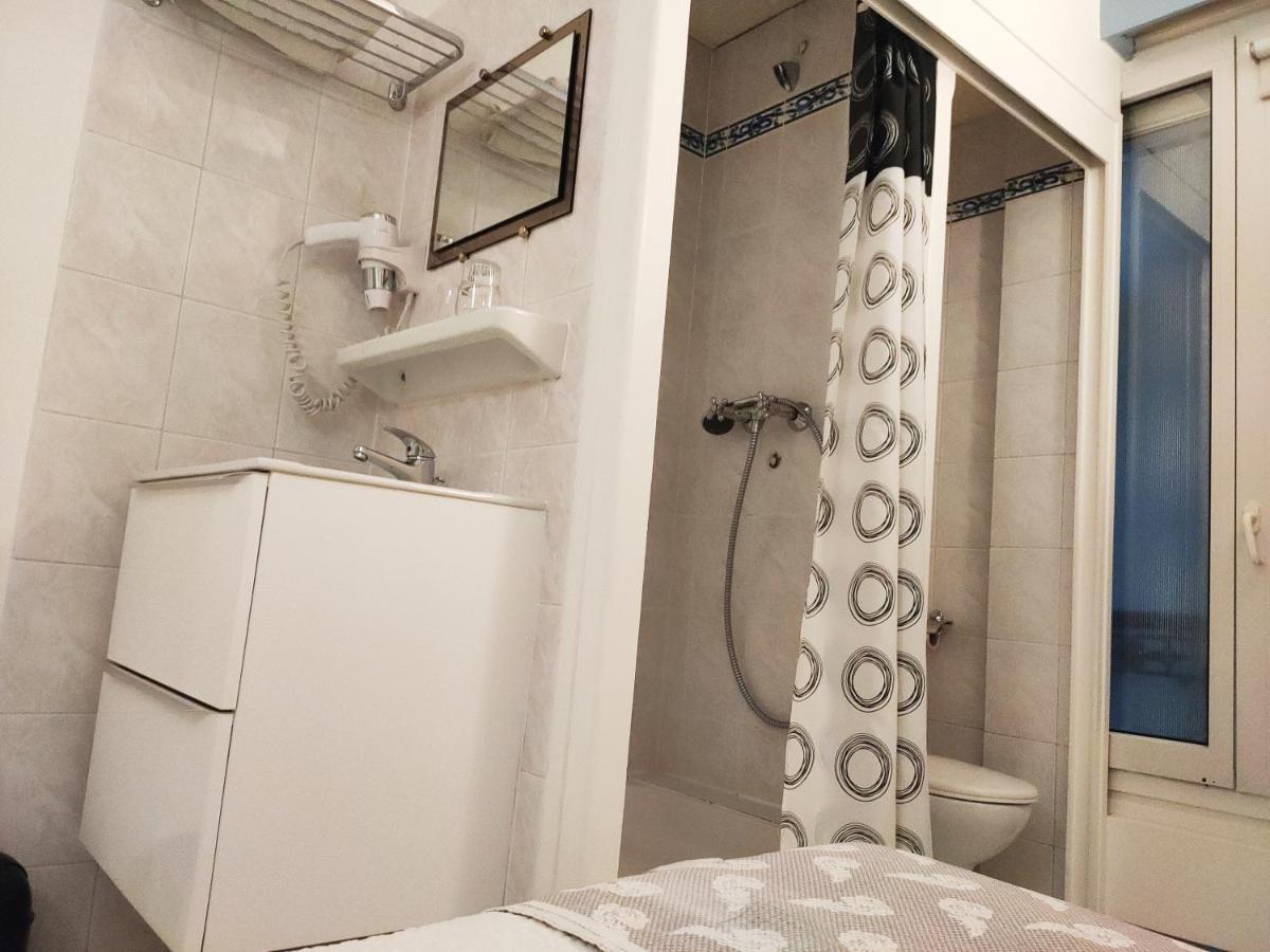 Hotel Du Mont Blanc Paris