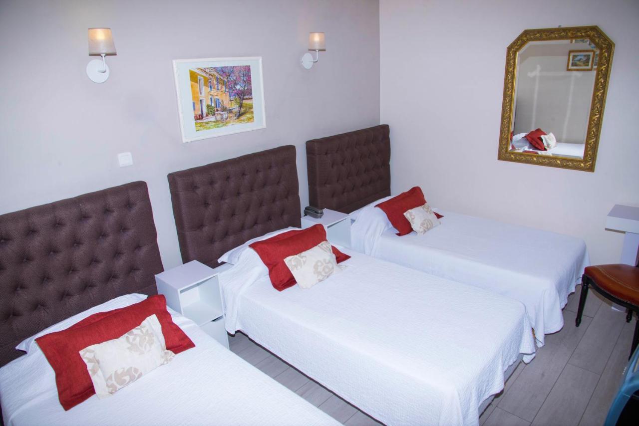 Hotel Du Mont Blanc Paris
