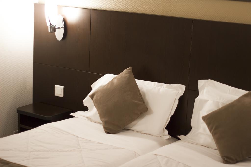 Hotel Les Hauts De Passy - Trocadero Eiffel 3*