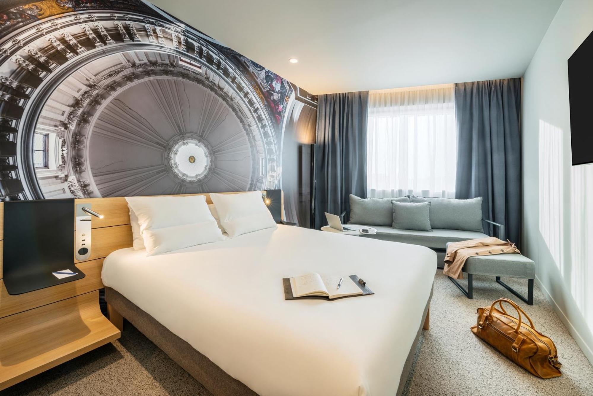 Novotel 20 Belleville Hotel 4*