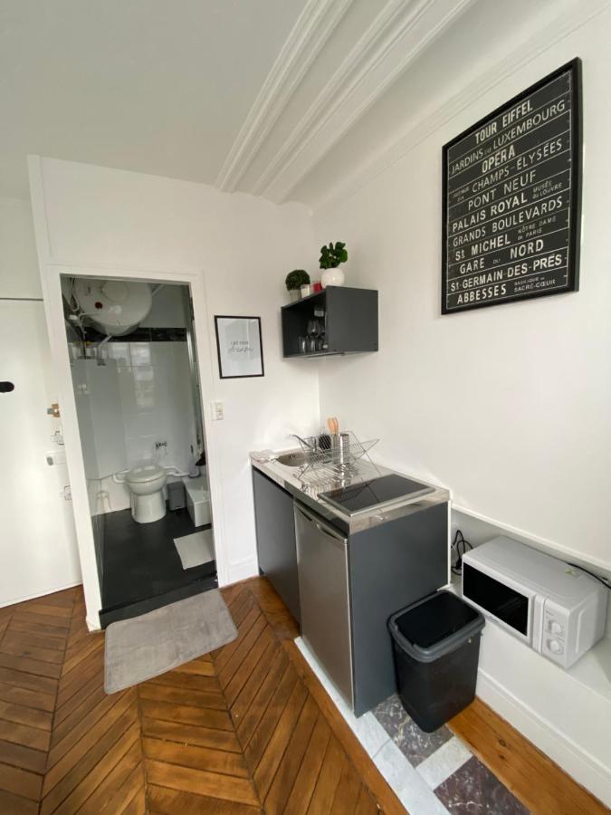 The Eiffel Tower Apartment Paris