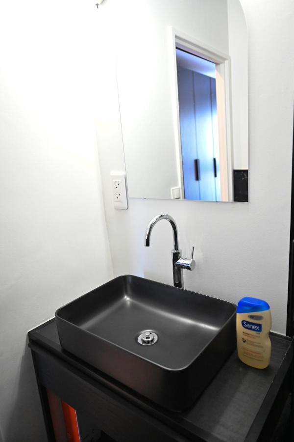 Appartamento Luxury Canal St Martin&parking Parigi