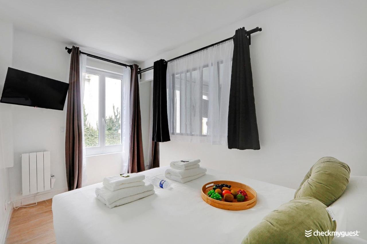 Cmg Jacques - Port Royal Paris