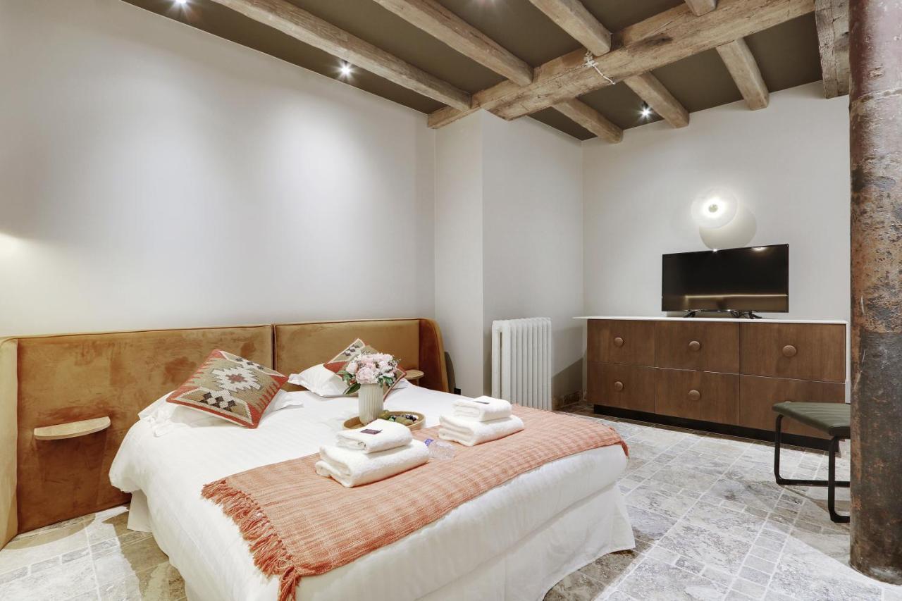 Apartment Cmg Amazing Duplex 3br 6p Le Marais *