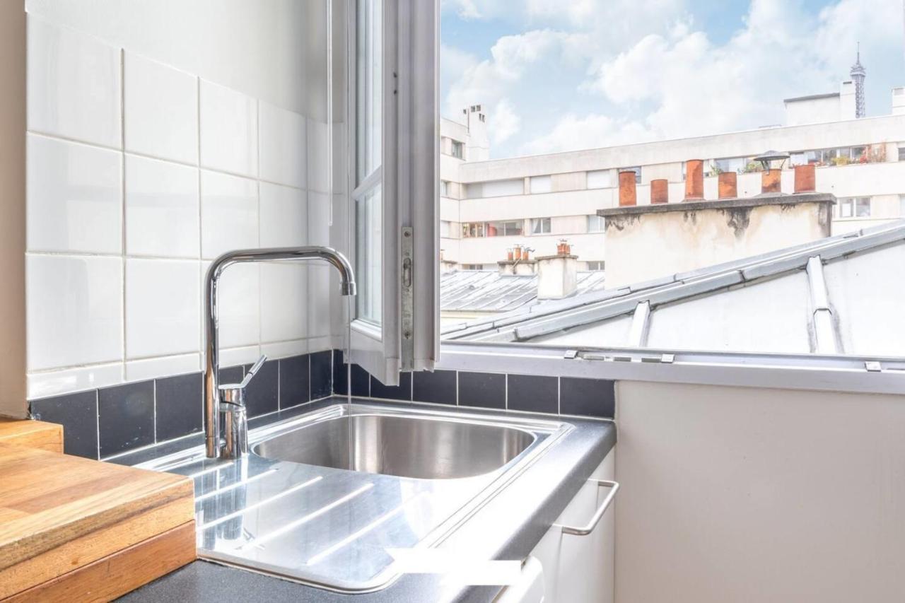 Guestready - Cozy Studio In Invalides Appartamento Parigi