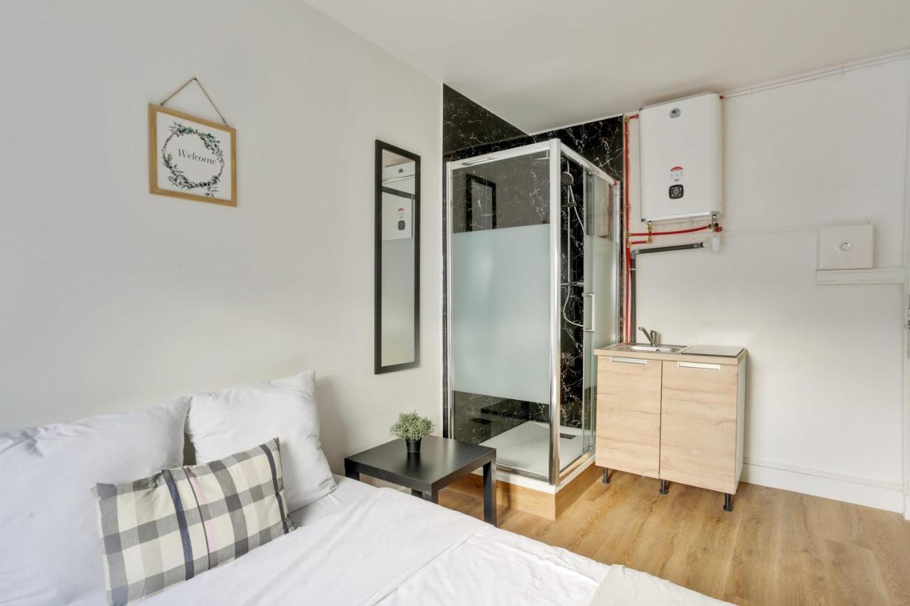 Delightful Studio With Eiffet Tower View Close To Champs Elysee Avenue & Alma Bridge Appartamento *
