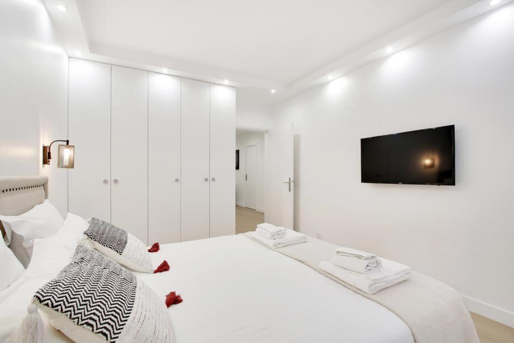 Trocadero/ Eiffel Tower - 3 Bedrooms- New! * Paris