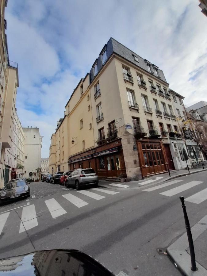 Appartamento Cosy 2 Pièces Typiquement Parisien à Notre-dame Parigi