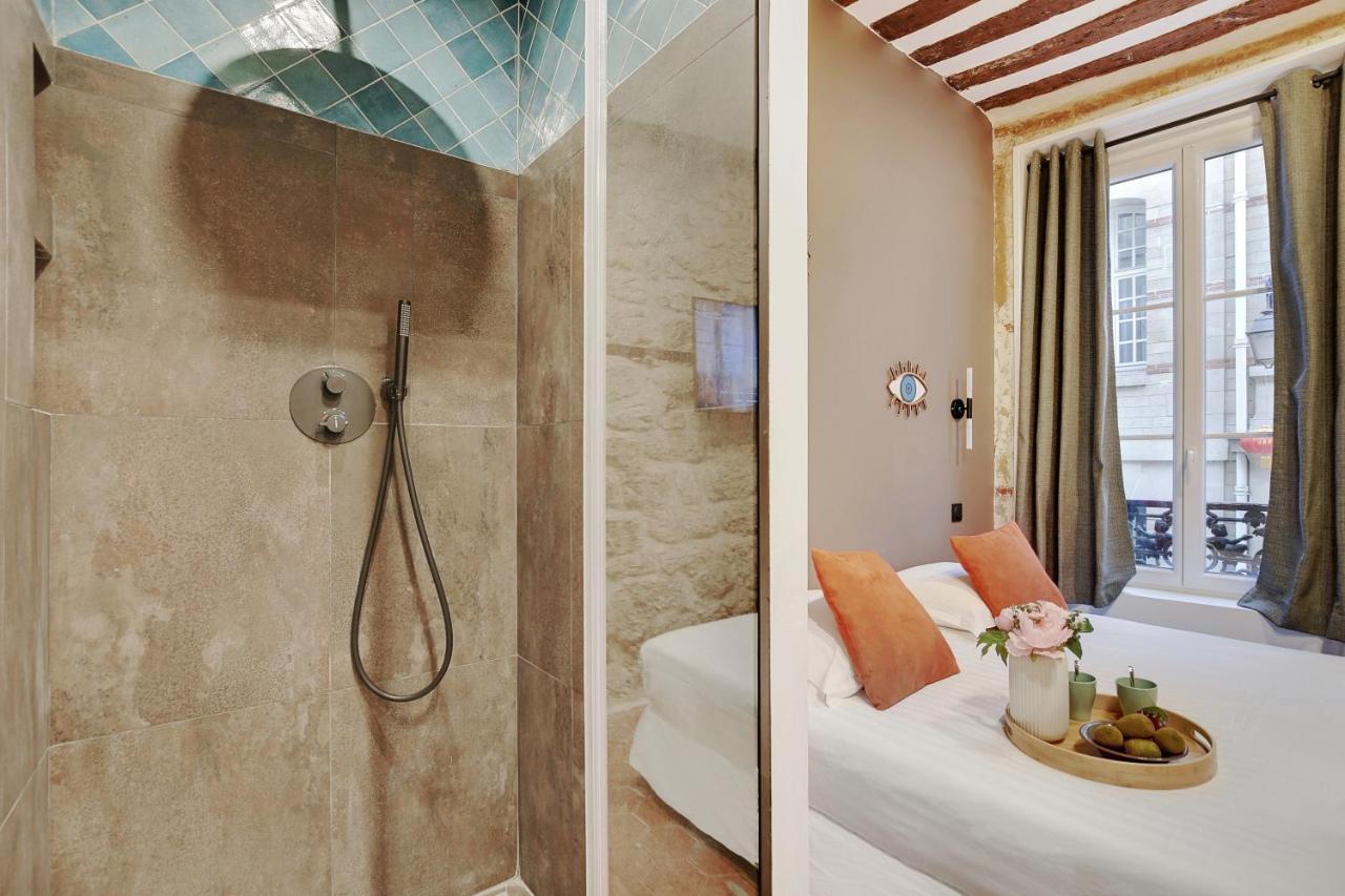 Triplex Douillet - Beaubourg - Temple Apartment