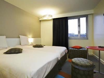 Hotel Ibis Styles Gare De L'est Chateau Landon Parigi