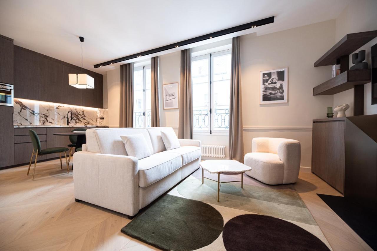 Mbm - Luxury In Marais Parigi