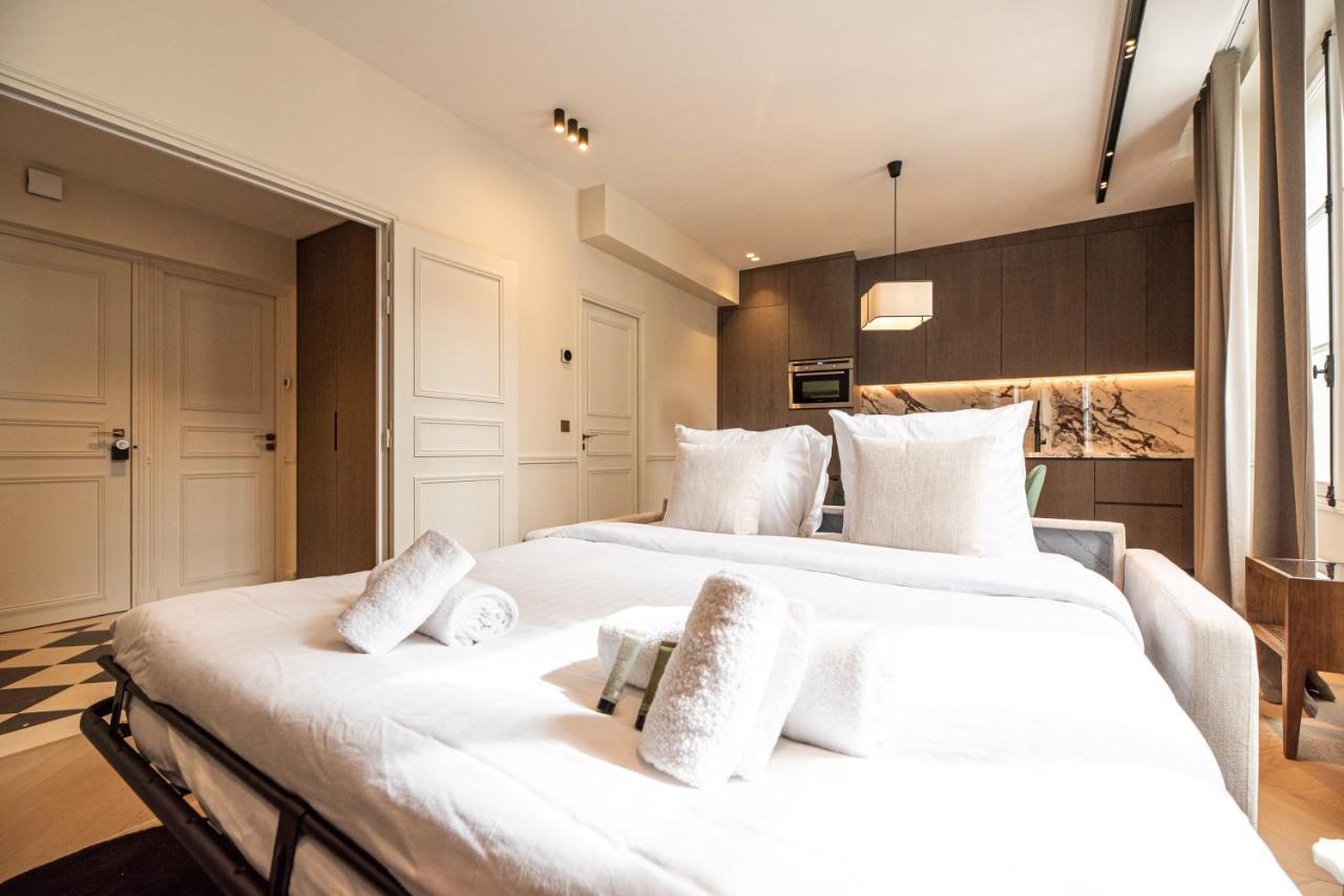 Mbm - Luxury In Marais