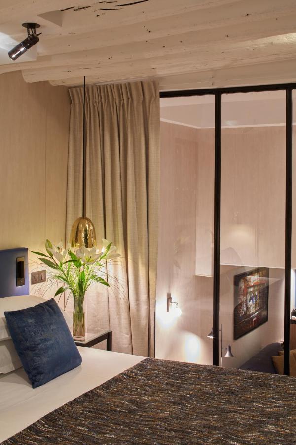 Hotel Atmospheres 4*