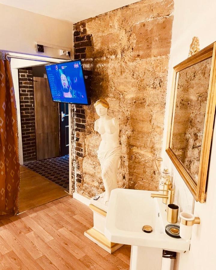Jacuzzi Aparthotel *