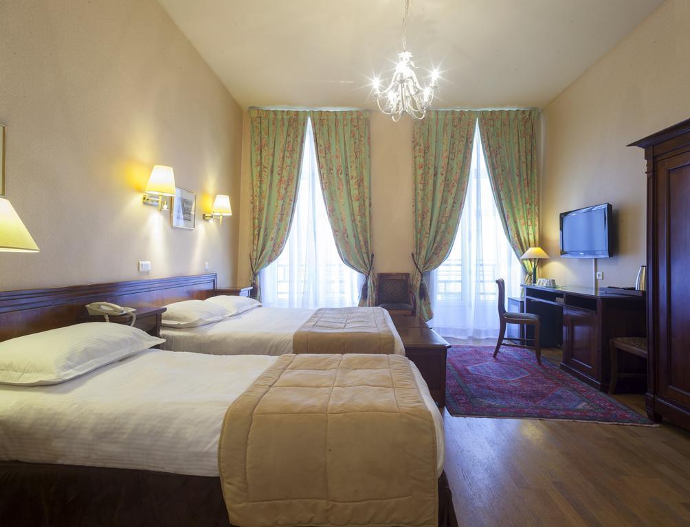 Du Palais Bourbon 3* Parigi
