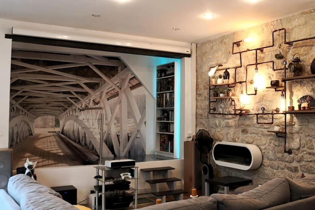 A Very Calm Loft In Bastille Appartamento *
