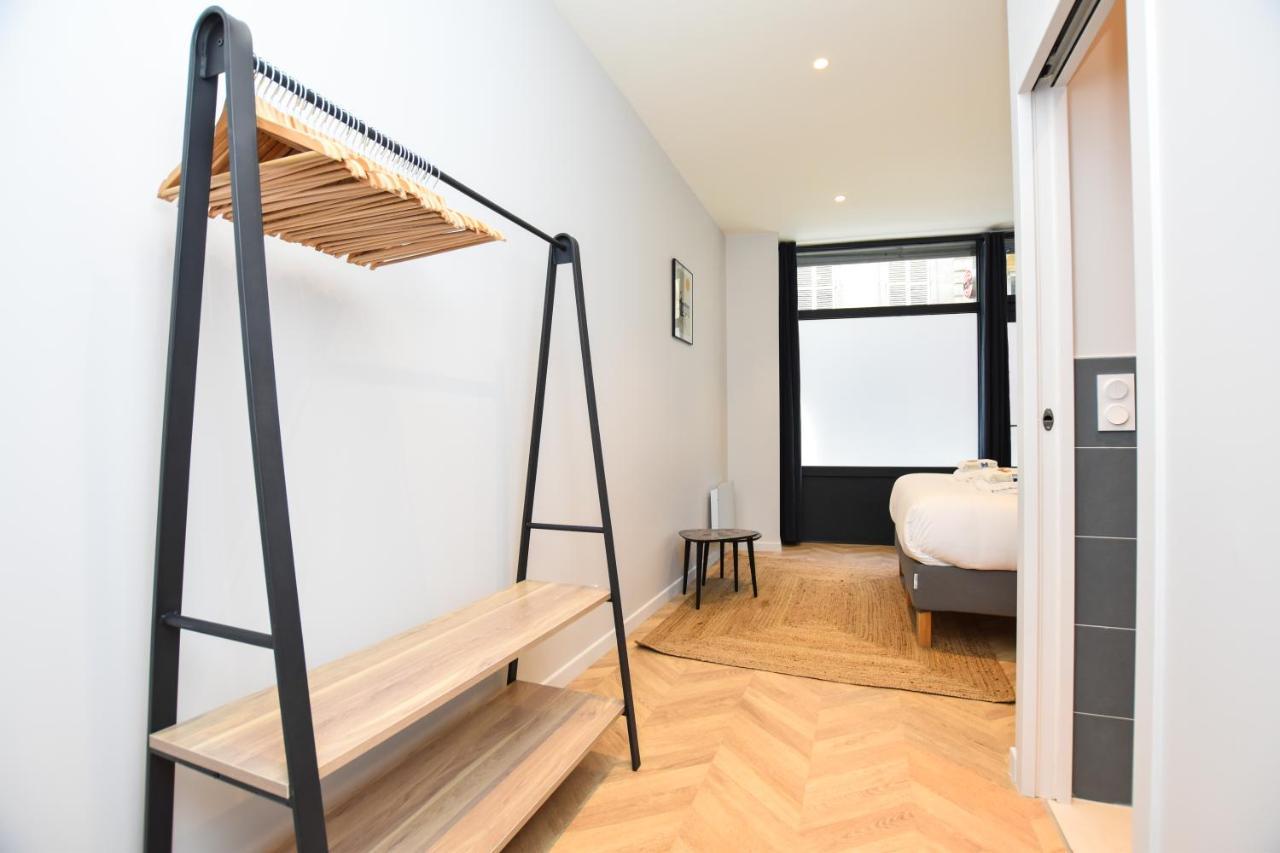 Cmg Poissonniere - Barbes Rochechouart Paris