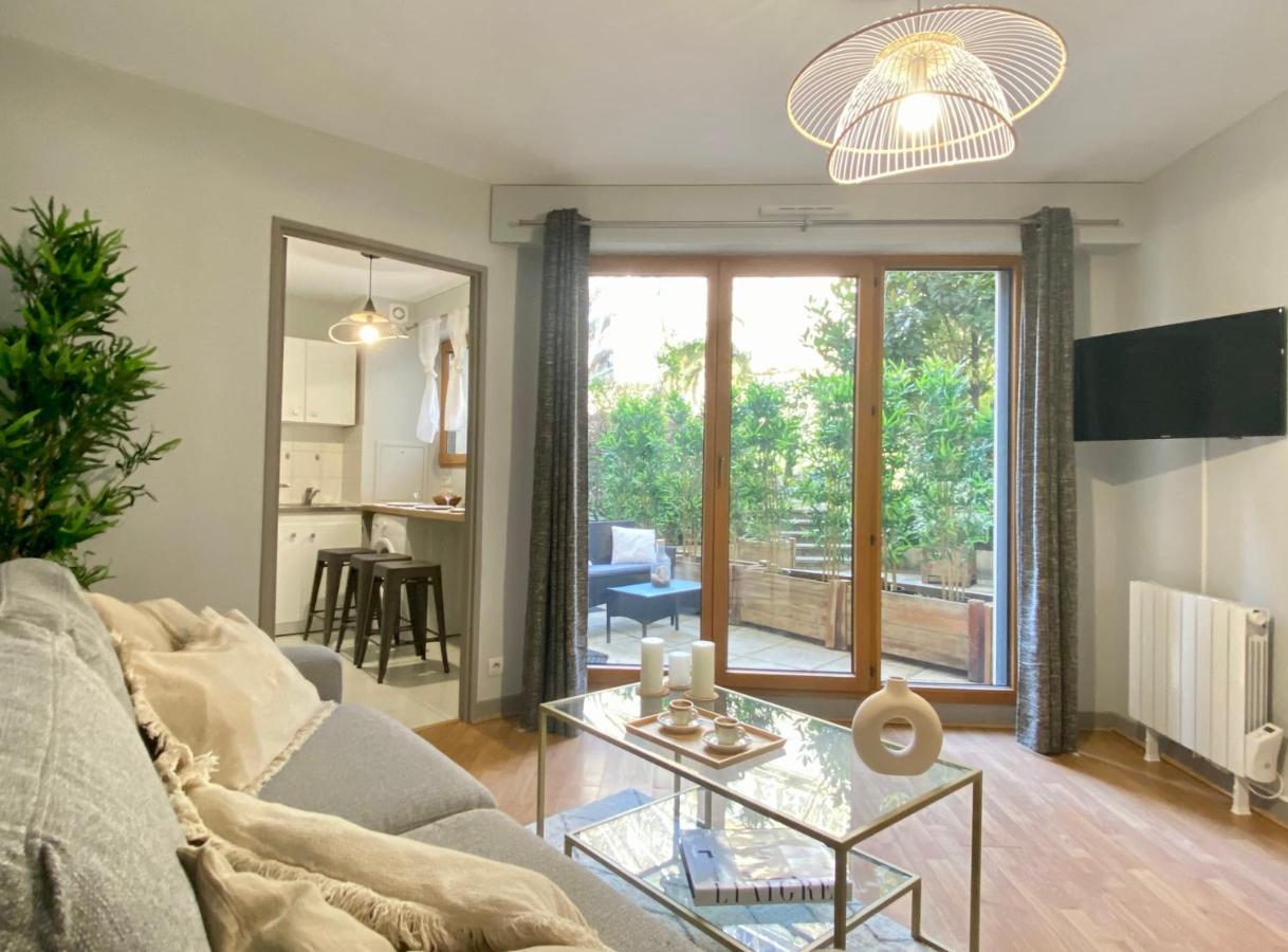 1607b - Wonderful With Terrace On Garden Appartamento *