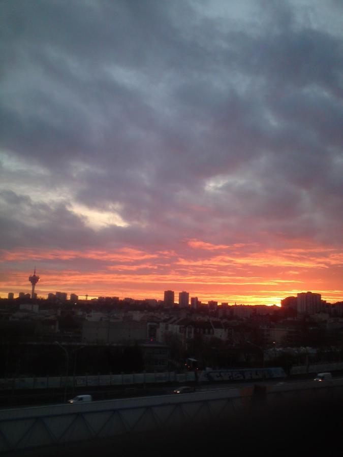 Cozy A Porte De Pantin Paris