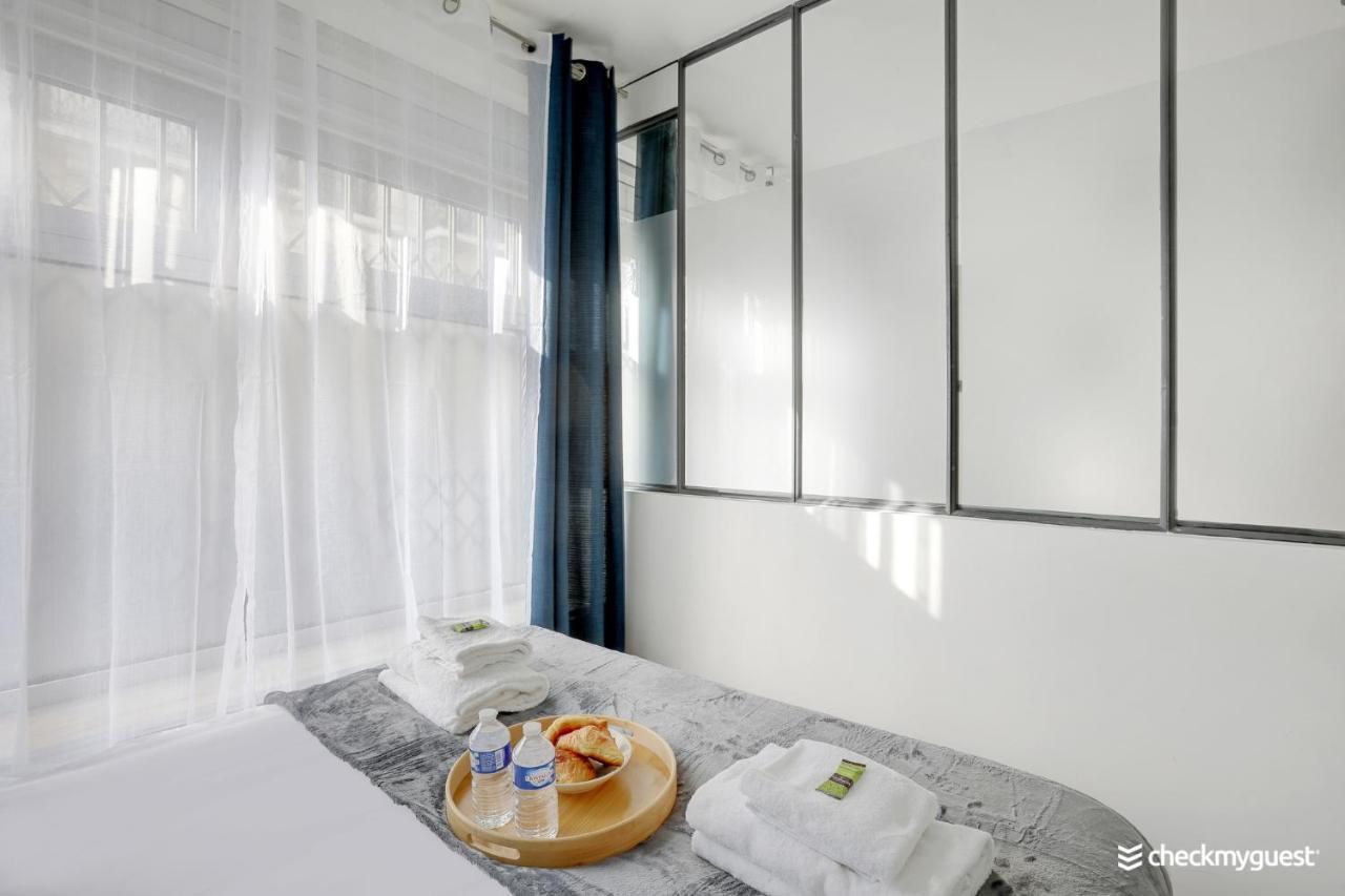 Apartment Cmg Sacre Coeur Eugene Carriere *
