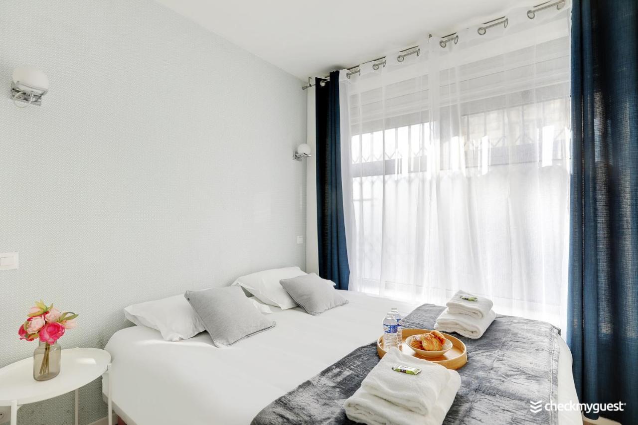 Apartment Cmg Sacre Coeur Eugene Carriere Paris