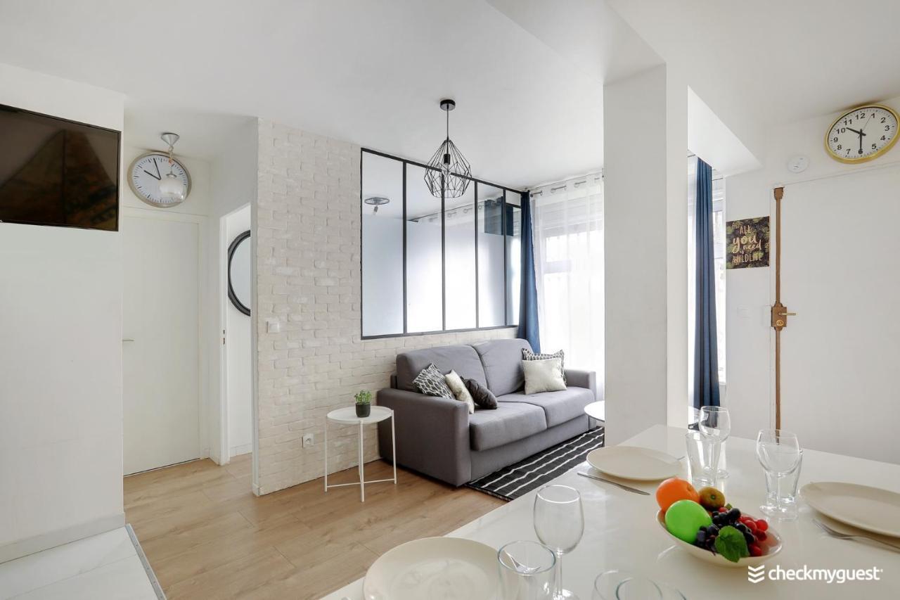 Apartment Cmg Sacre Coeur Eugene Carriere Paris
