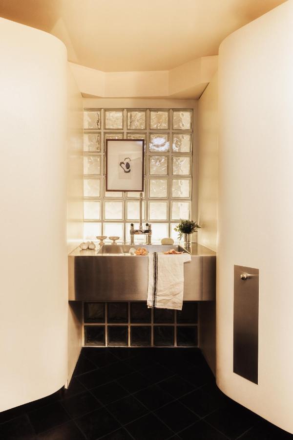 Apartment Pied A Terre Tuileries