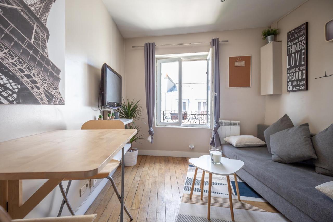 Petit Havre De Paix De 27m2 à Montmartre