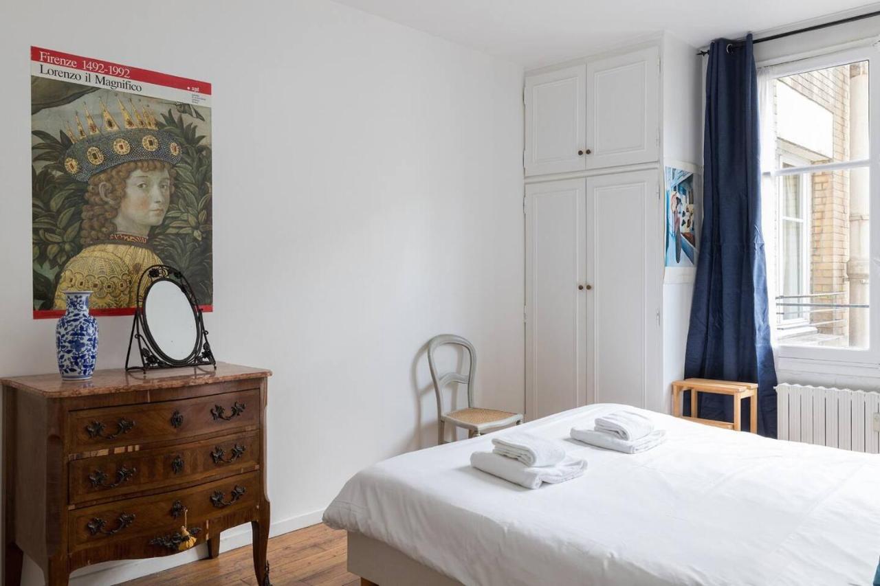Apartment Marais - Place Des Vosges